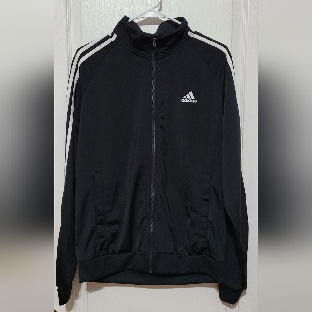 Adidas Windbreaker Women's Medium